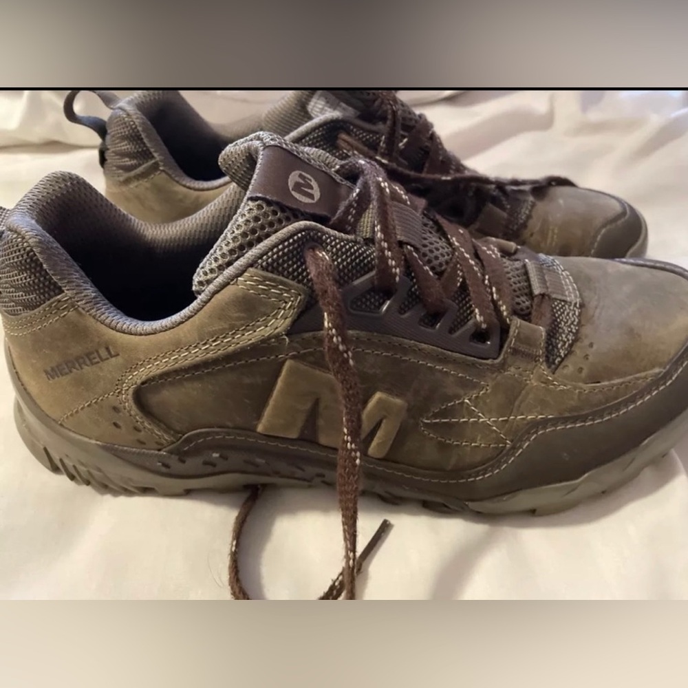 Merrell Annex low cloudy brown men hiking walking shoes boots 9.5